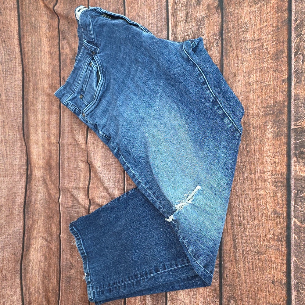 Joseph Abboud Blue Jeans with Distressed Details Size 38x30 Slim Fit AQ-1150 - Picture 8 of 10